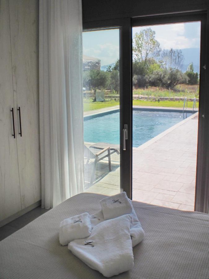 Nostos Luxury Villas With Private Pool In Нафпактос Экстерьер фото